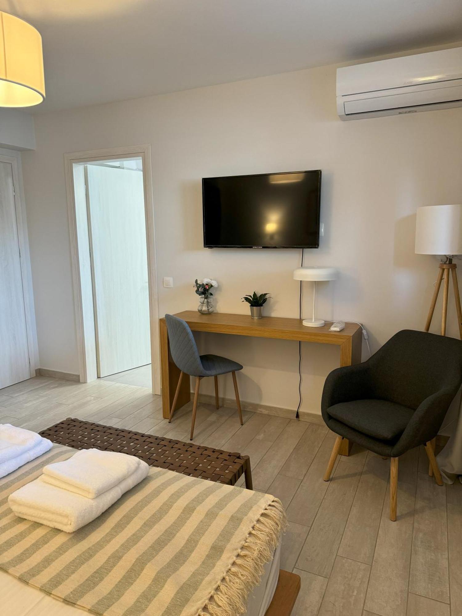 Acra Melia Apartment ปาเลออน ซิฟลิคิออน ภายนอก รูปภาพ