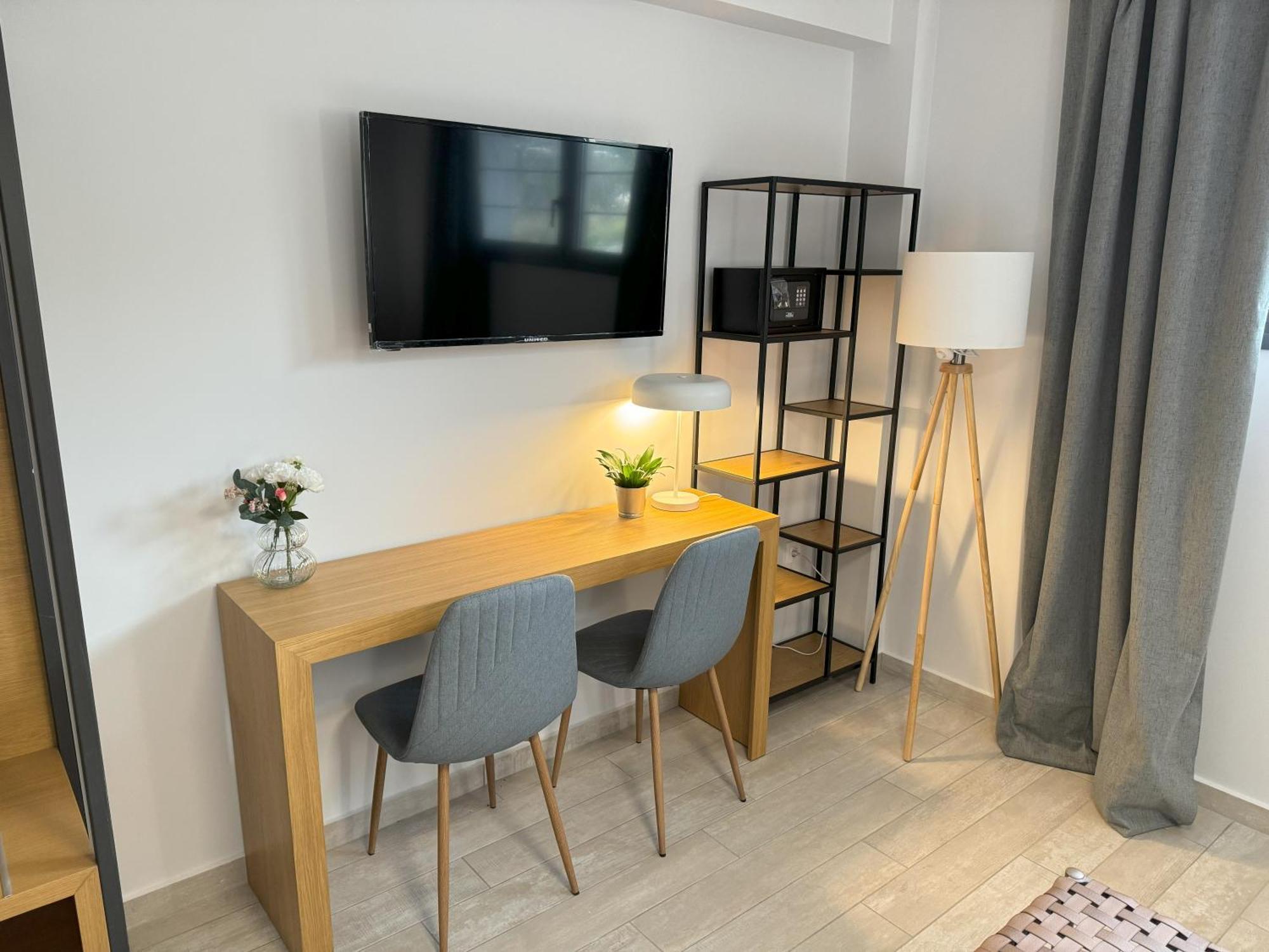Acra Melia Apartment ปาเลออน ซิฟลิคิออน ภายนอก รูปภาพ