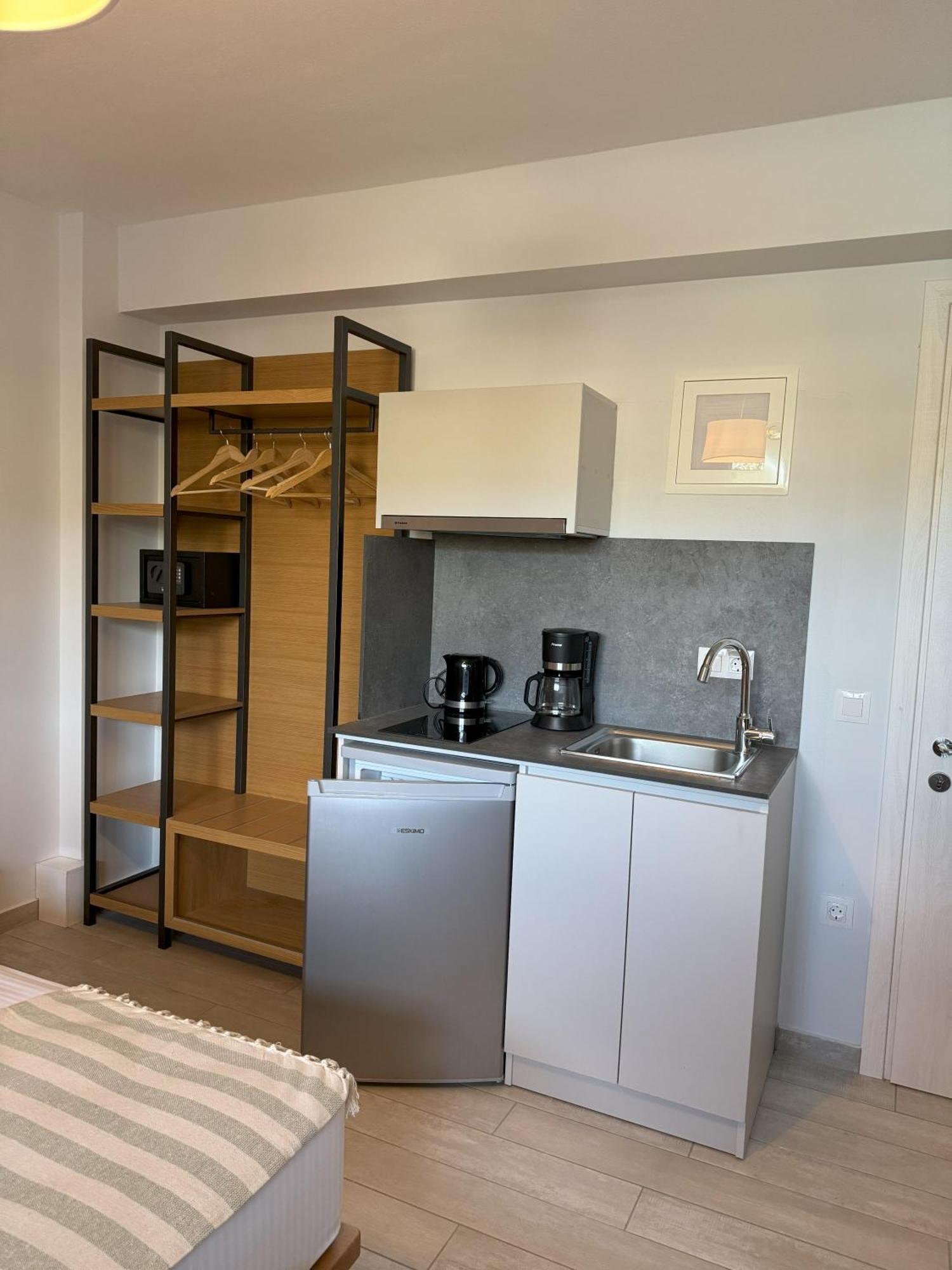 Acra Melia Apartment ปาเลออน ซิฟลิคิออน ภายนอก รูปภาพ